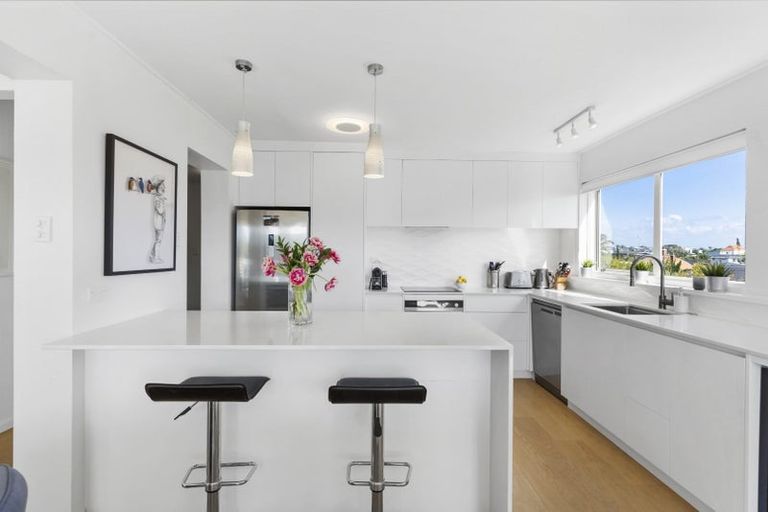 Photo of property in 6/21 Clifton Road, Hauraki, Auckland, 0622