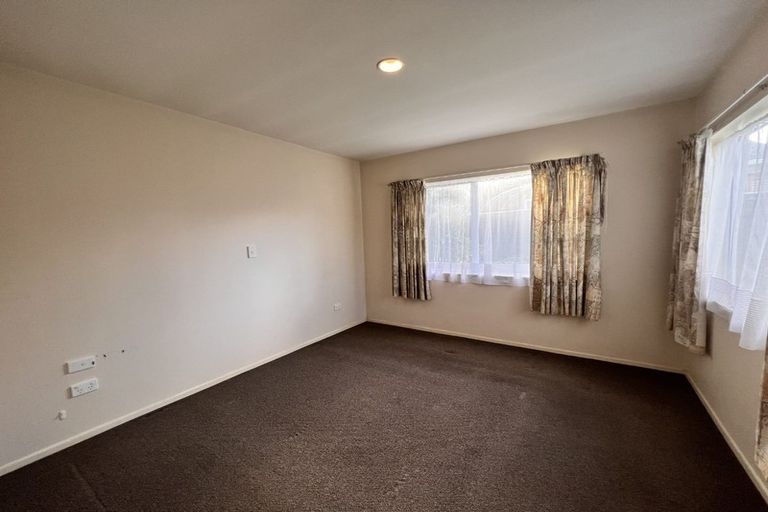 Photo of property in 8c Helvetia Road, Pukekohe, 2120