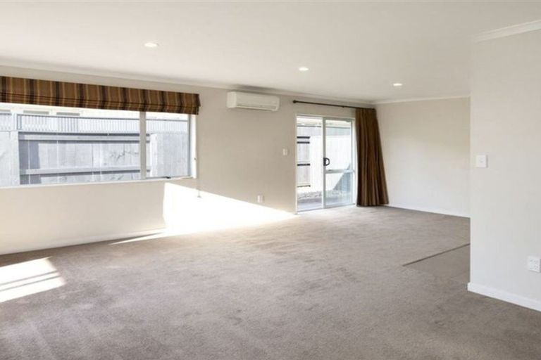 Photo of property in 449a Featherston Street, Palmerston North, 4414