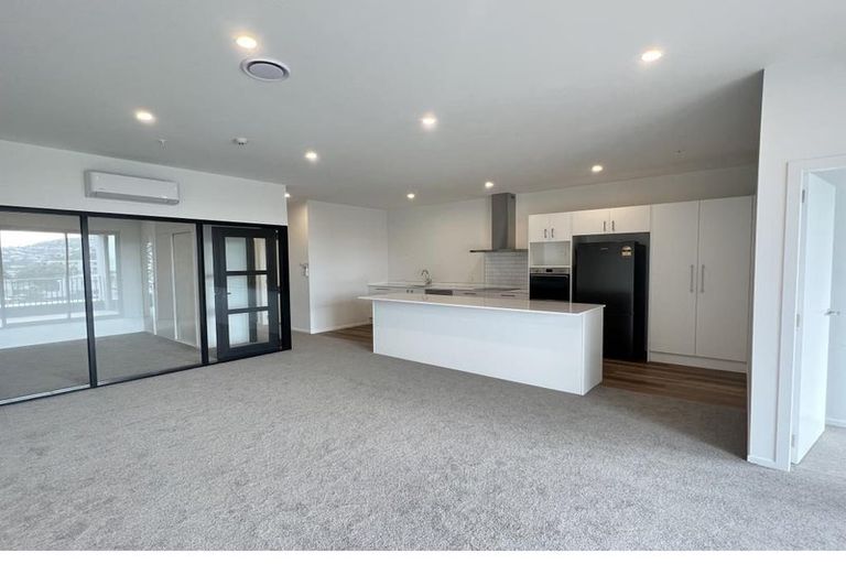 Photo of property in 303/2 Onepu Road, Kilbirnie, Wellington, 6022