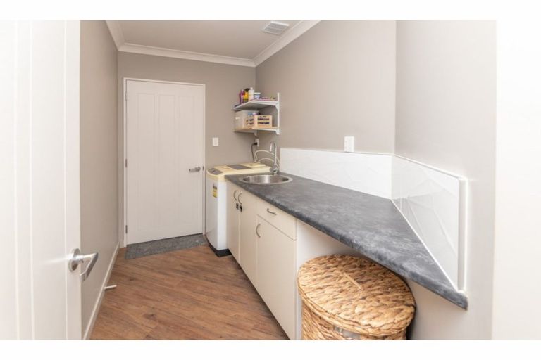 Photo of property in 7 Dundee Close, Darfield, 7510