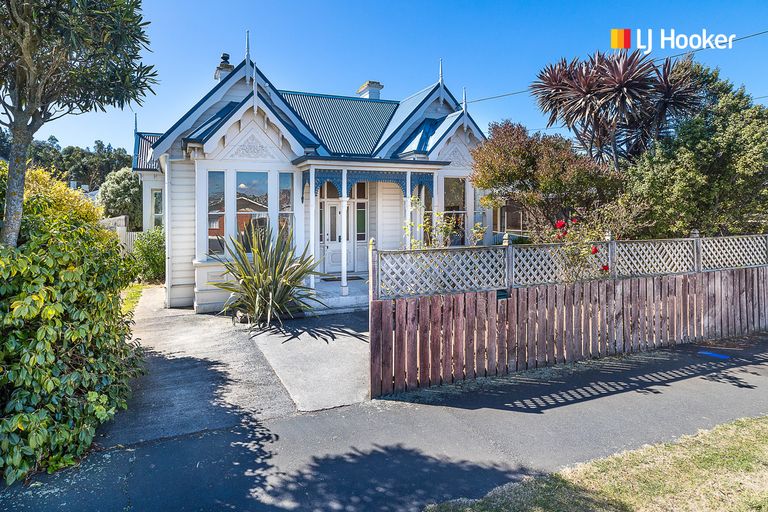 Photo of property in 9 Queens Drive, Saint Kilda, Dunedin, 9012
