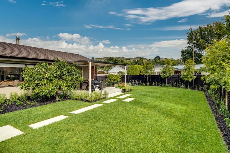 Photo of property in 24 Hetley Crescent, Taradale, Napier, 4112