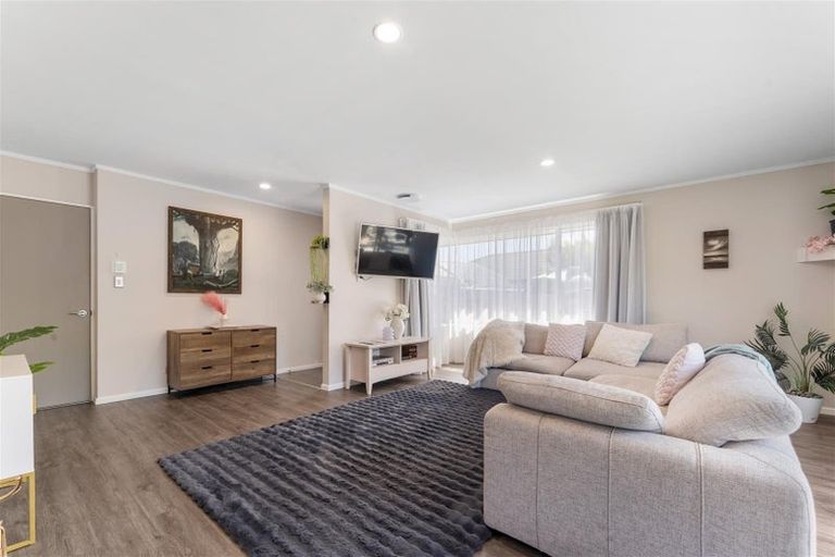 Photo of property in 9 Vining Crescent, Stoke, Nelson, 7011