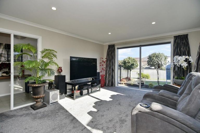 Photo of property in 33 Macphail Avenue, Rangiora, 7400