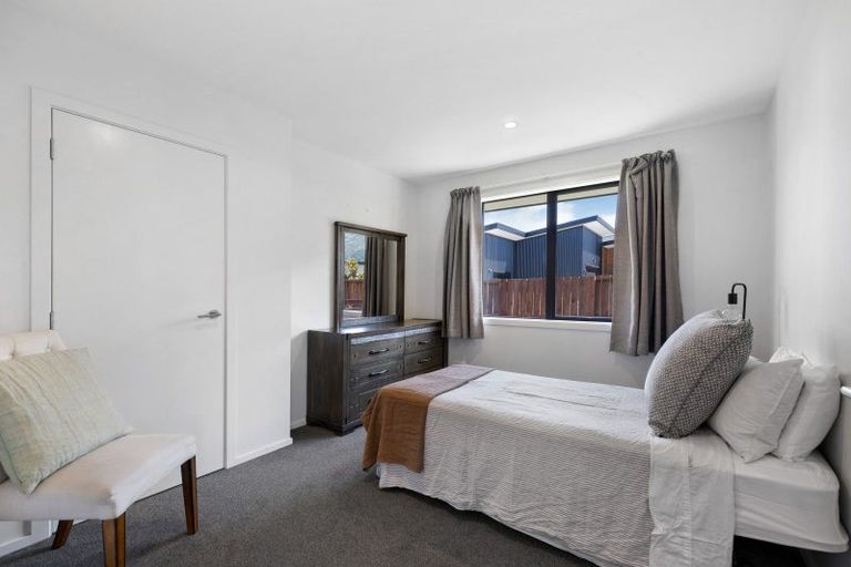 Photo of property in 14 Teal Place, Lake Hawea, Wanaka, 9382