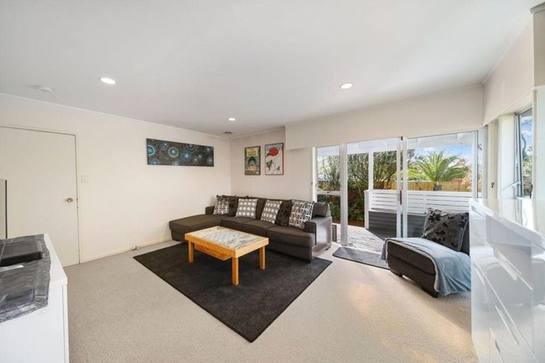 Photo of property in 9 Pixie Place, Pakuranga Heights, Auckland, 2010