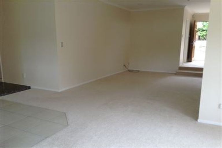 Photo of property in 24 Durbin Court, Greenhithe, Auckland, 0632