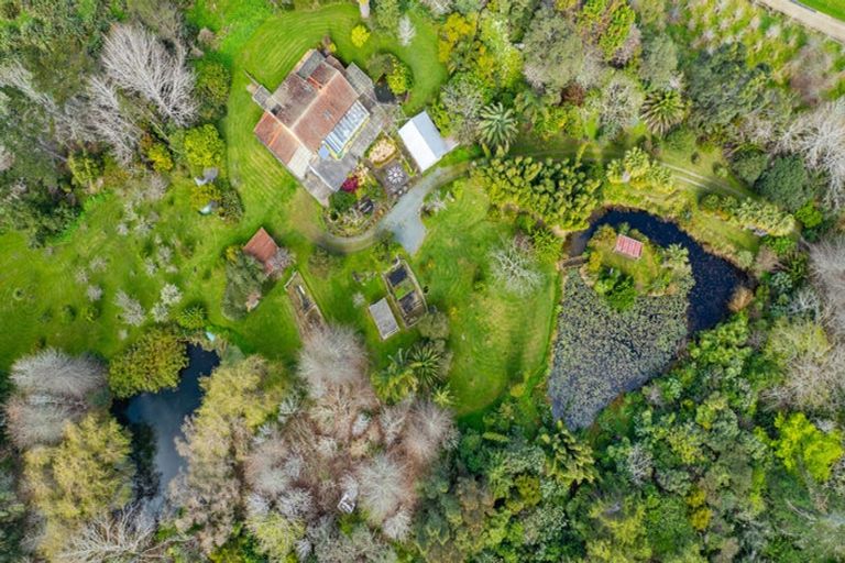 Photo of property in 364 Oneriri Road, Kaiwaka, 0573