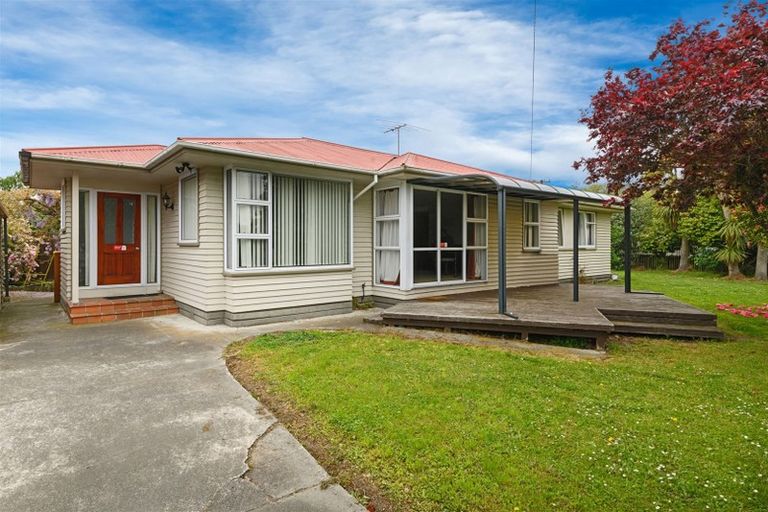 Photo of property in 22 Flay Crescent, Burnside, Christchurch, 8053