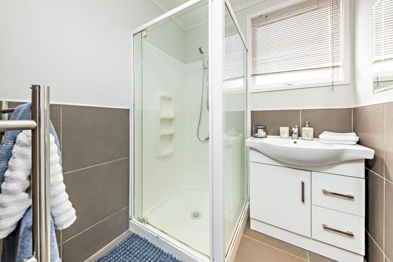 Photo of property in 13 Steven Street, Mangere East, Auckland, 2024