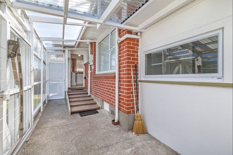 Photo of property in 35 George Street, Levin, 5510