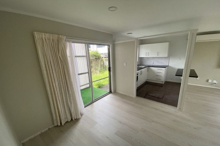Photo of property in 1/92 Kenderdine Road, Papatoetoe, Auckland, 2025
