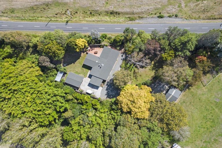 Photo of property in 273 Parewanui Road, Bulls, 4894