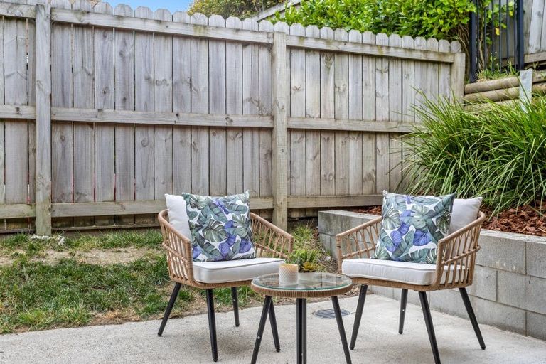 Photo of property in 32 Accolage Boulevard, Kumeu, 0810