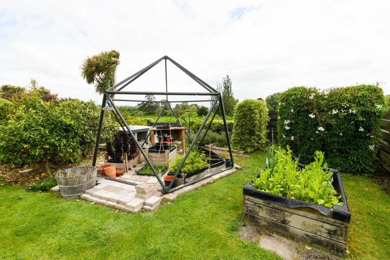 Photo of property in 35 Aintree Crescent, Awapuni, Palmerston North, 4412