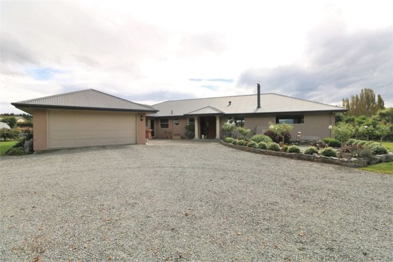 Photo of property in 705 Pleasant Point Highway, Levels, Timaru, 7975