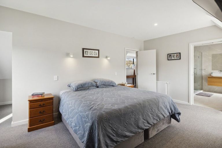 Photo of property in 20 Brownville Crescent, Maori Hill, Dunedin, 9010