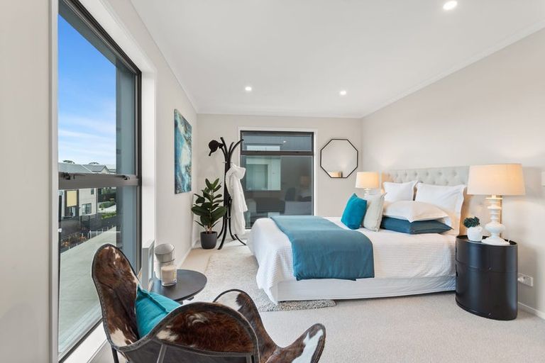 Photo of property in 10/4 Matimati Place, Hobsonville, Auckland, 0616