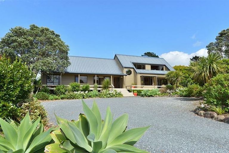 Photo of property in 26 Skudders Beach Road, Kerikeri, 0294