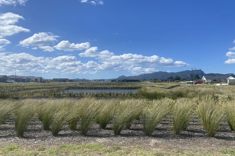 Photo of property in 45 Te Taniwha Road, One Tree Point, 0118