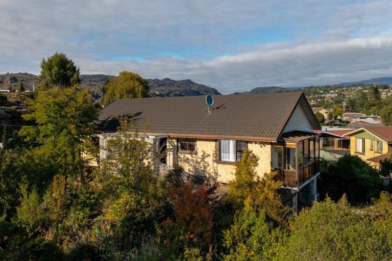 Photo of property in 1 Coulson Place, Alexandra, 9320