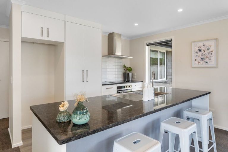 Photo of property in 53 Seagrass Place, Otaki Beach, Otaki, 5512