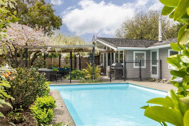 Photo of property in 5 Saint Hill Lane, Havelock North, 4130