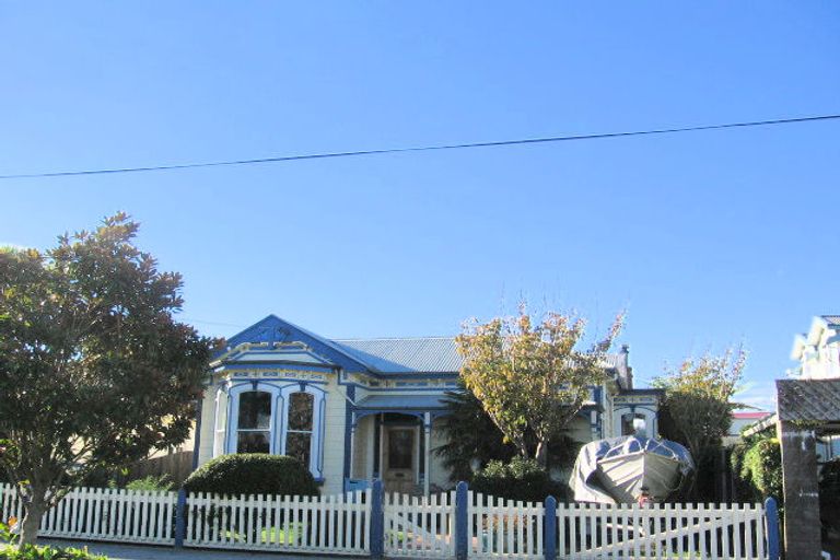 Photo of property in 3 Roxburgh Grove, Petone, Lower Hutt, 5012