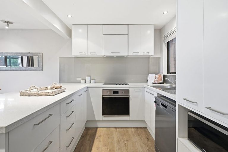 Photo of property in 2/89 Windermere Road, Papanui, Christchurch, 8053