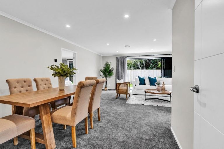 Photo of property in 18d Virginia Place, Whalers Gate, New Plymouth, 4310