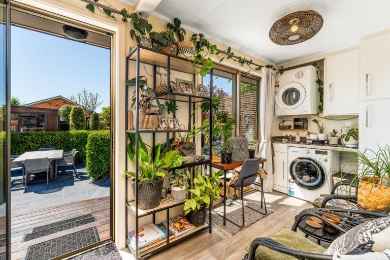 Photo of property in 2 Kent Place, Mosgiel, 9024