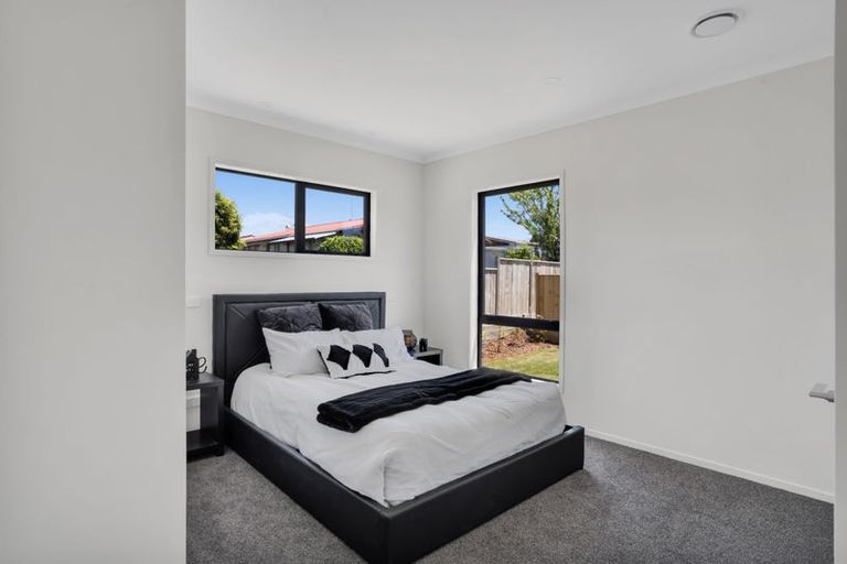 Photo of property in 11 Horoeka Street, Inglewood, 4330