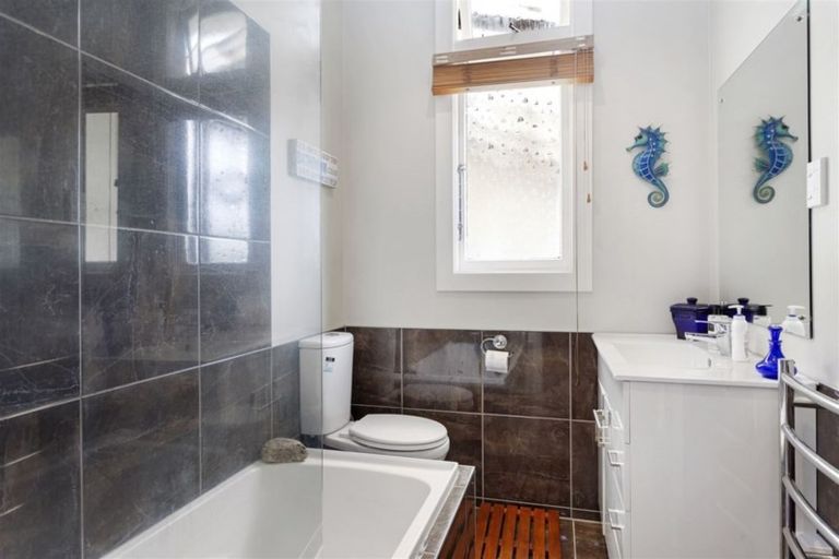 Photo of property in 59 Ayers Street, Rangiora, 7400