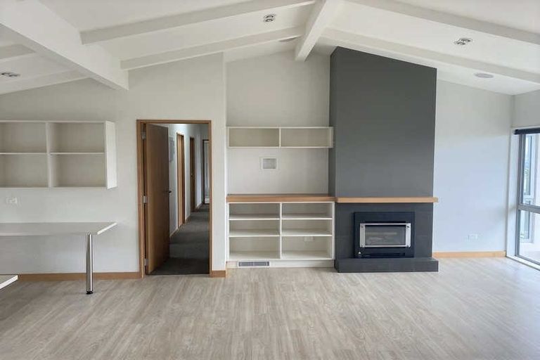 Photo of property in 29a Cannon Hill Crescent, Mount Pleasant, Christchurch, 8081