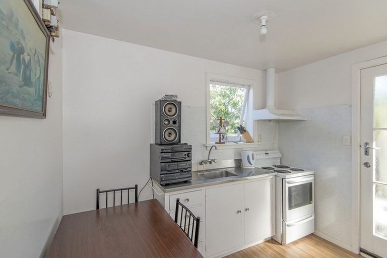 Photo of property in 2/140 Champion Street, Edgeware, Christchurch, 8013