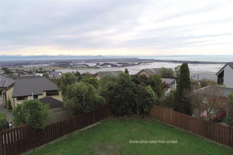Photo of property in 3 Drayton Drive, Mount Pleasant, Christchurch, 8081