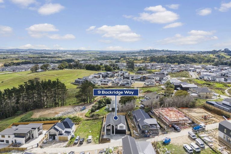 Photo of property in 9 Backridge Way, Flat Bush, Auckland, 2019