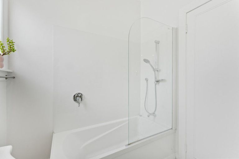 Photo of property in 3 Tanguru Street, Whanganui East, Whanganui, 4500