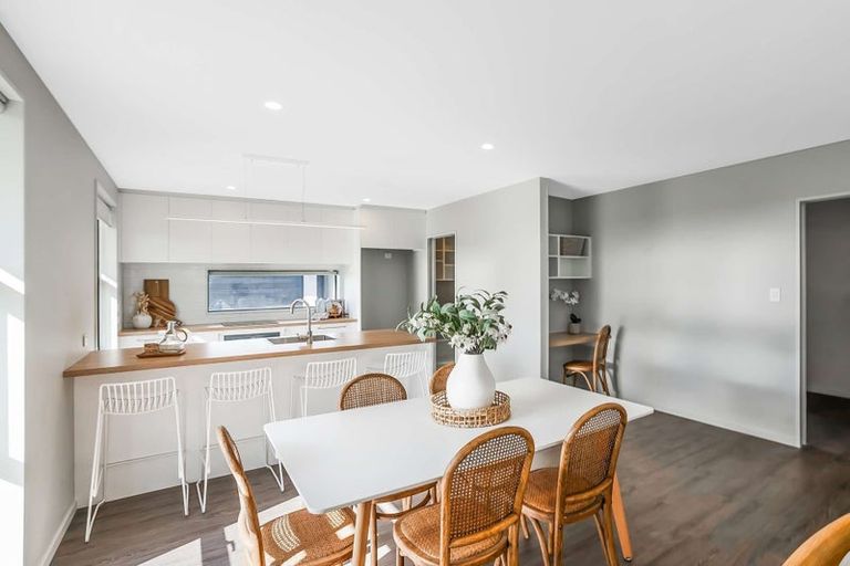Photo of property in 6 Marcoola Drive, Rolleston, 7614