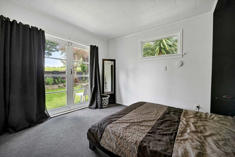 Photo of property in 188 Huatoki Street, Upper Vogeltown, New Plymouth, 4310