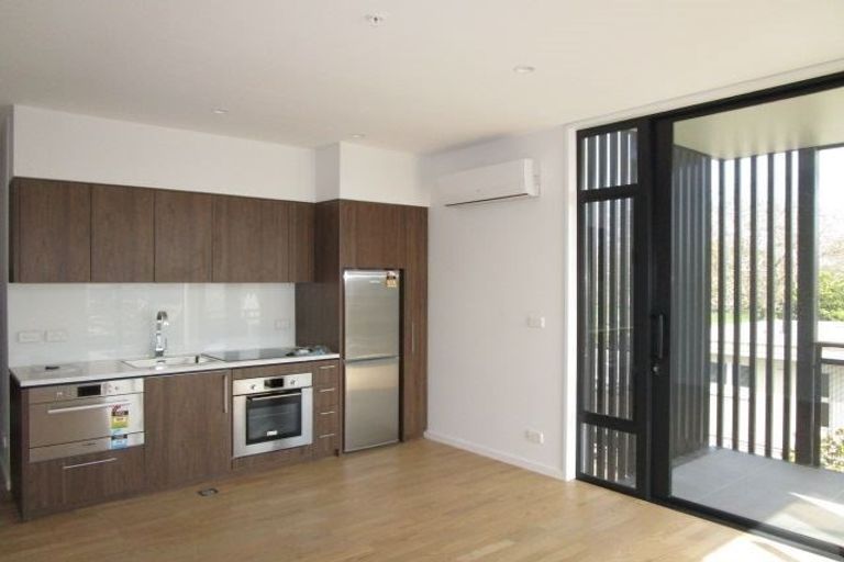 Photo of property in 1/50 Kilmore Street, Christchurch Central, Christchurch, 8013