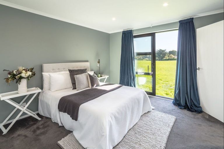 Photo of property in 34 Admiral Road, Gladstone, Masterton, 5883