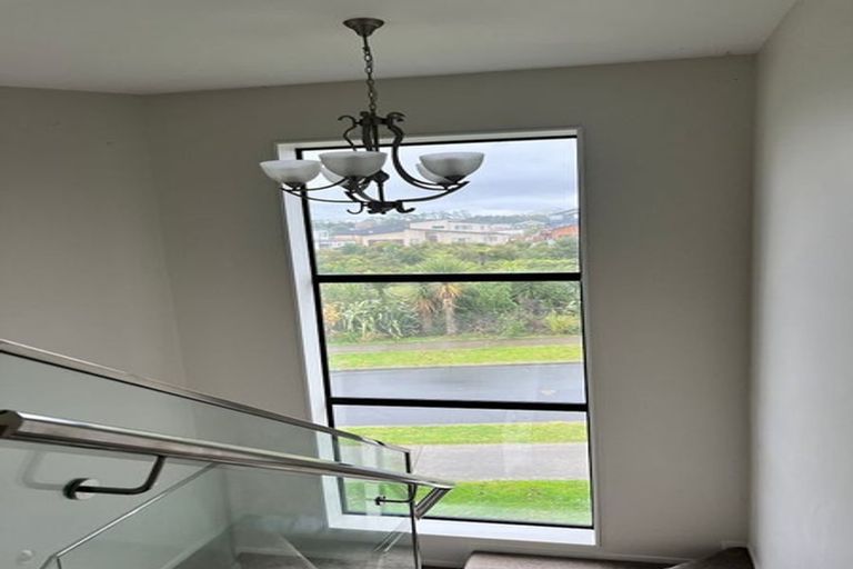 Photo of property in 51 Pitoitoi Drive, Riverhead, 0820