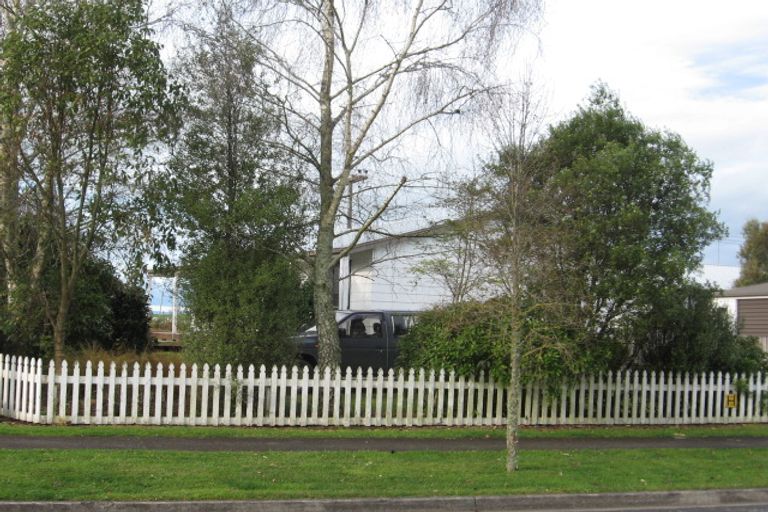 Photo of property in 17 Reeves Close, Fairview Downs, Hamilton, 3214