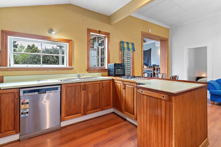 Photo of property in 63 Brandon Street, Featherston, 5710