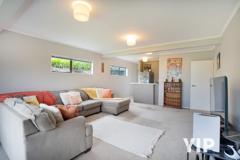 Photo of property in 85 Woodman Drive, Tawa, Wellington, 5028