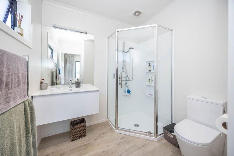 Photo of property in 1111c Te Waitere Road, Taharoa, 3988