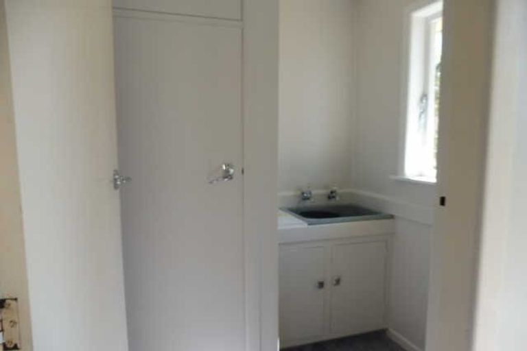 Photo of property in 33 Tomin Road, Glenview, Hamilton, 3206