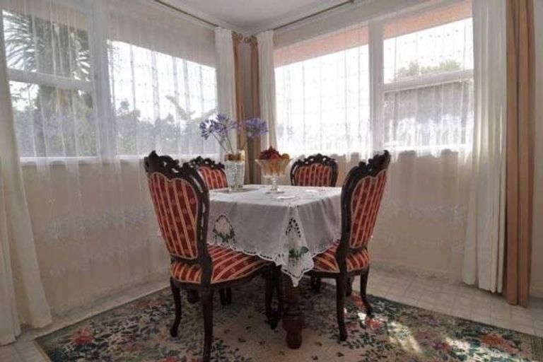 Photo of property in 34 Riverpark Crescent, Henderson, Auckland, 0610